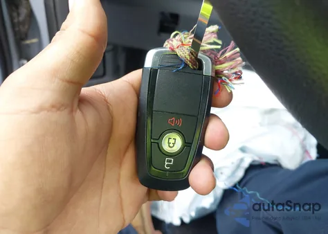 2022 Ford Escape Se Hybrid z USA, uszkodzony, nr VIN 1FMCU9BZ5NUA46081